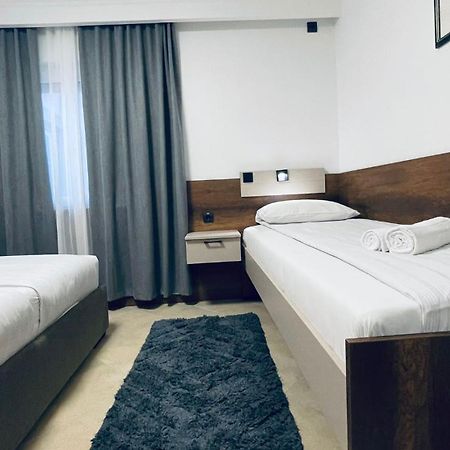 Kollar D Guest House - Prenociste Rooms Subotica Exteriér fotografie