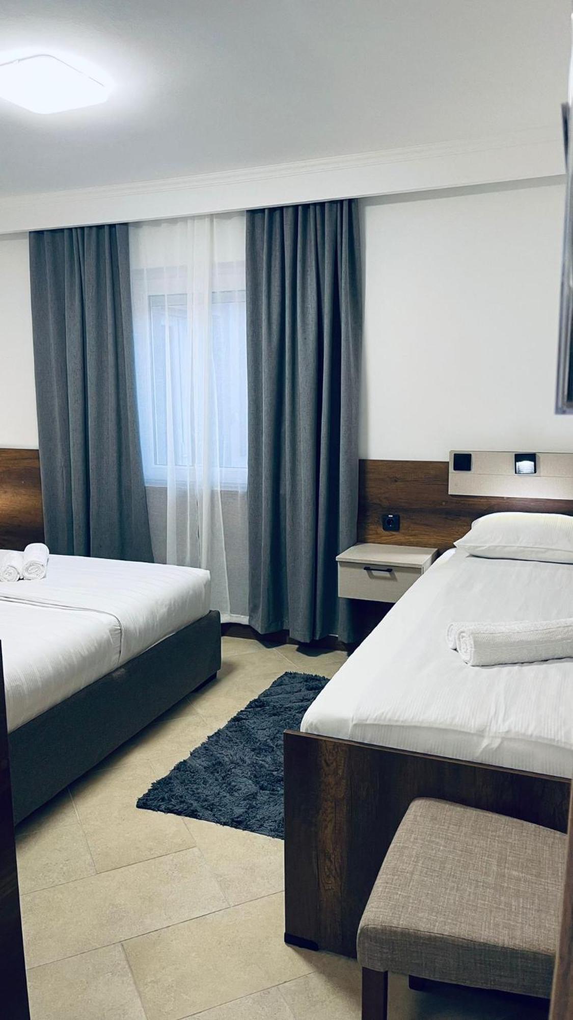 Kollar D Guest House - Prenociste Rooms Subotica Exteriér fotografie