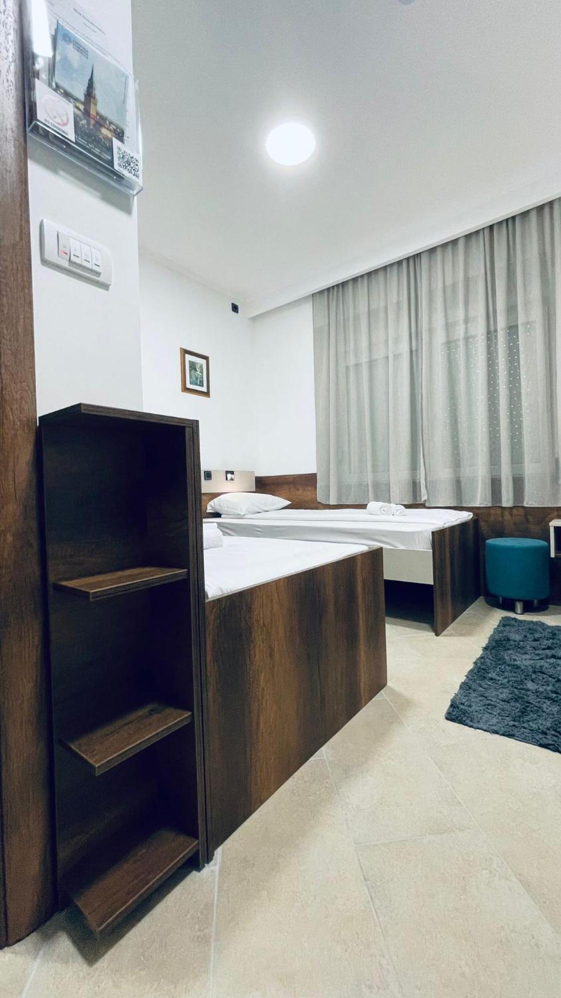 Kollar D Guest House - Prenociste Rooms Subotica Exteriér fotografie
