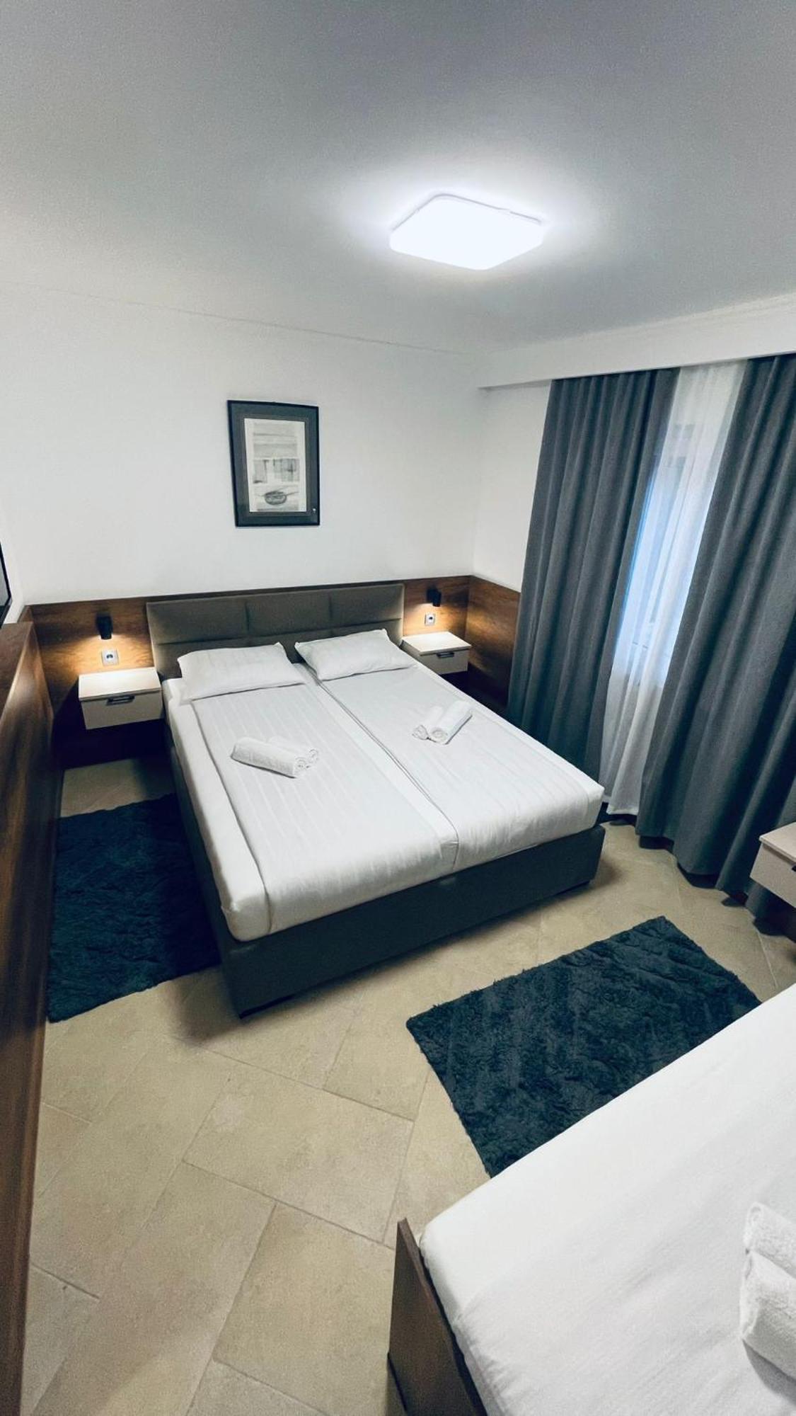 Kollar D Guest House - Prenociste Rooms Subotica Exteriér fotografie